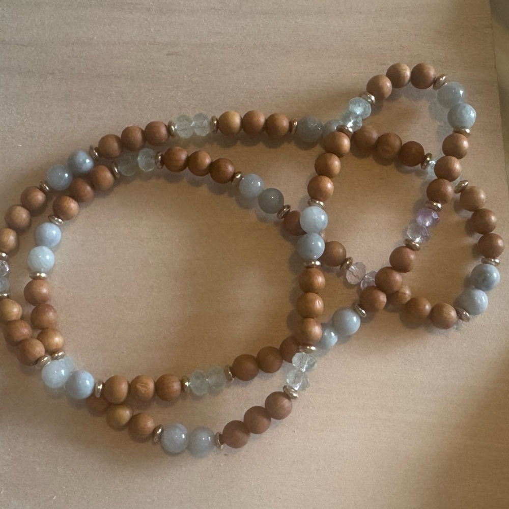 Natural Wood, Quartz & Fluorite Beaded Stretchy Wrap Bracelet - Picture 4 of 4